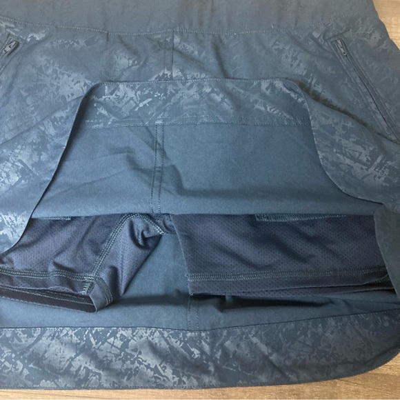Orvis Women’s Embossed Pull on Skort Shattered Glass Blue Sz L - Picture 12 of 15